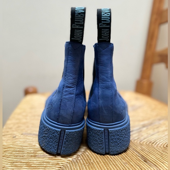 John Fluevog Piccolomini Platform Chelsea Boots - Picture 12 of 16